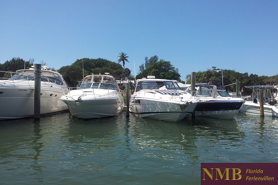 Boat rental in Cape Coral