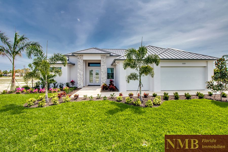 New models in Cape Coral New construction - models