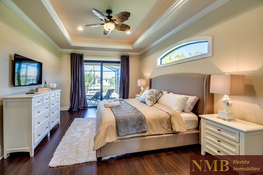 Property Management in Florida - Miami Design-Vacation rental-Property Management